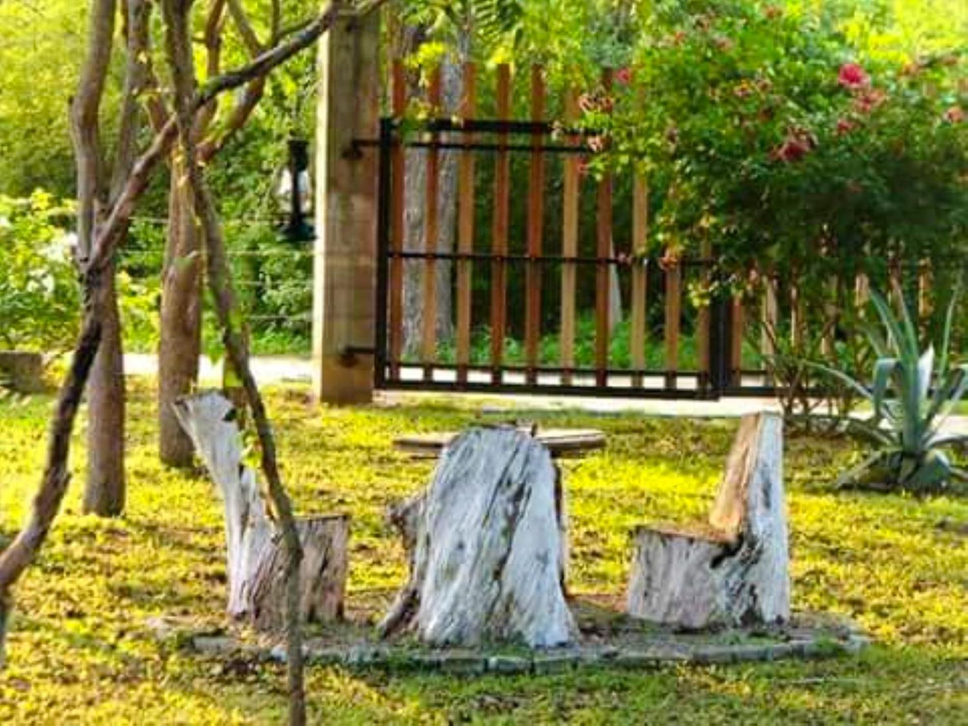 Hotel Lavish Eco Jungle Tissamaharama Esterno foto