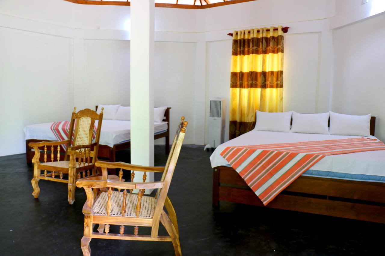 Hotel Lavish Eco Jungle Tissamaharama Esterno foto